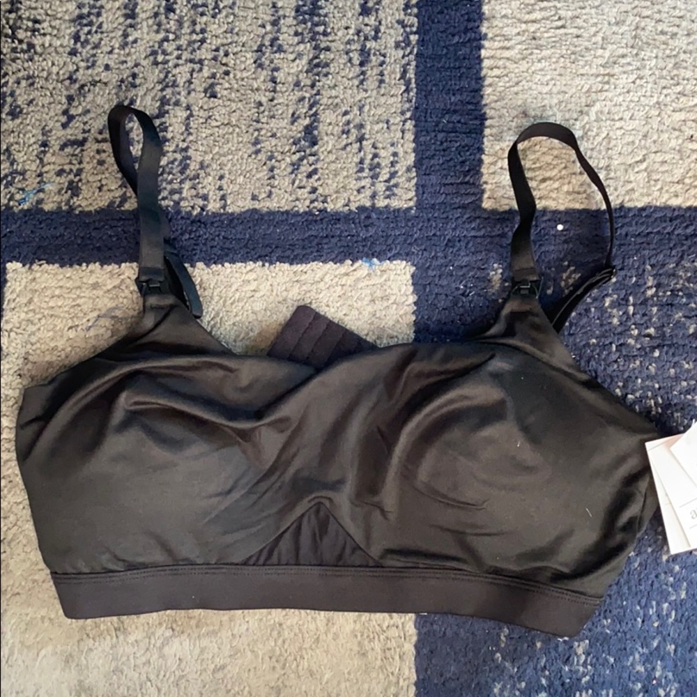 Nursing bra 38DD or 40D